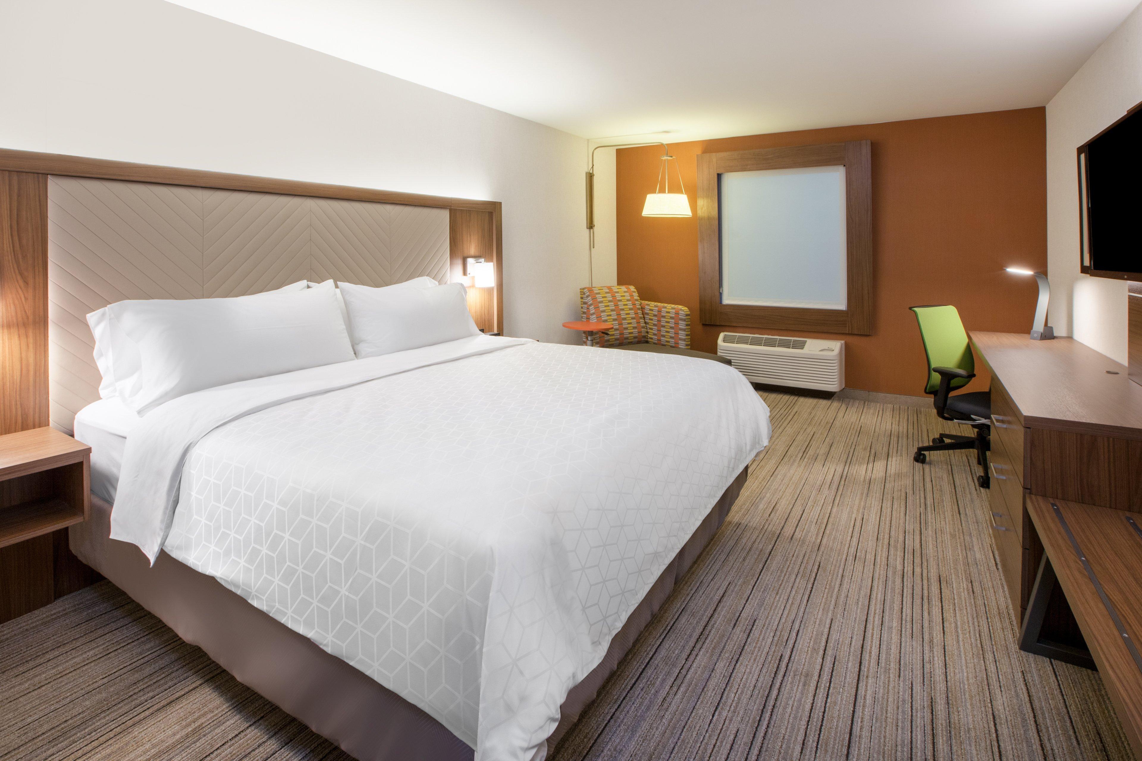 Express & Atlanta N - By Ihg Woodstock