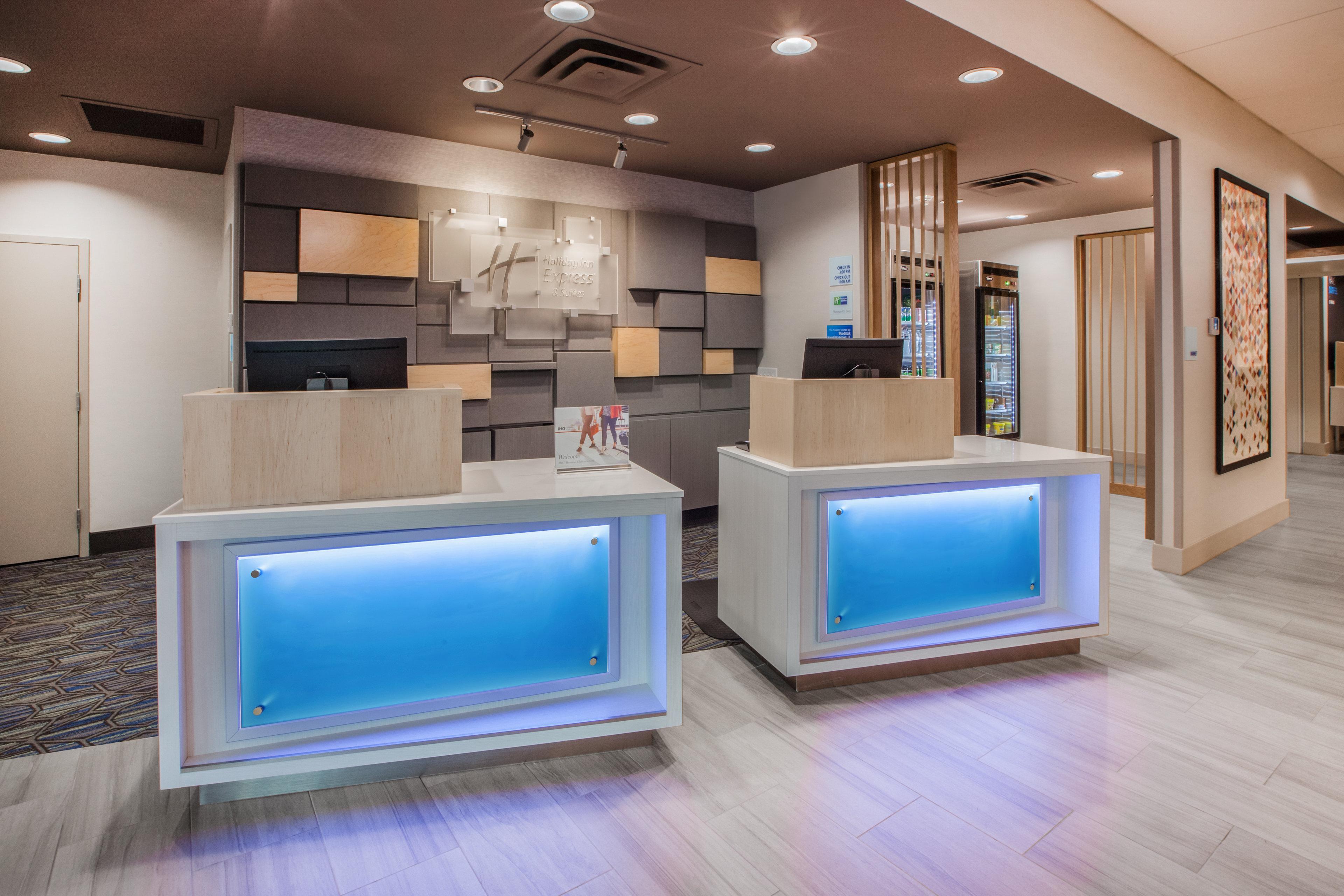 Express & Atlanta N - By Ihg Hotel Woodstock